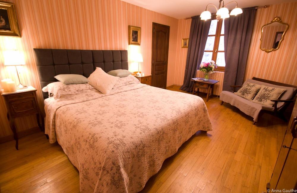 Bed and Breakfast Le Cheval Blanc Saint-Antonin-Noble-Val Zewnętrze zdjęcie